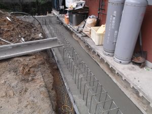 基礎補強土間工事　コンクリート打設編です。