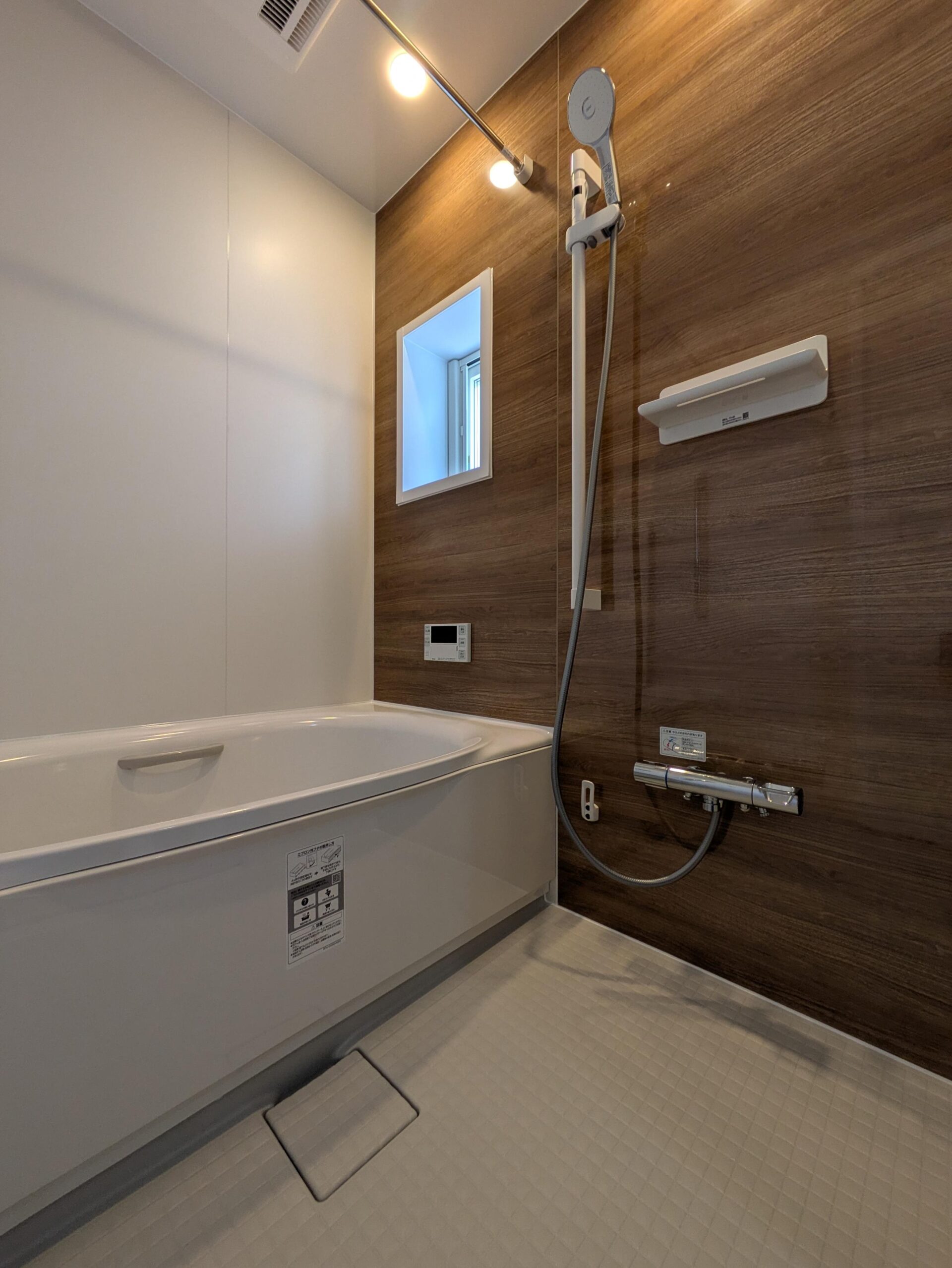 毎日の疲れをほどく、やさしい浴室へ