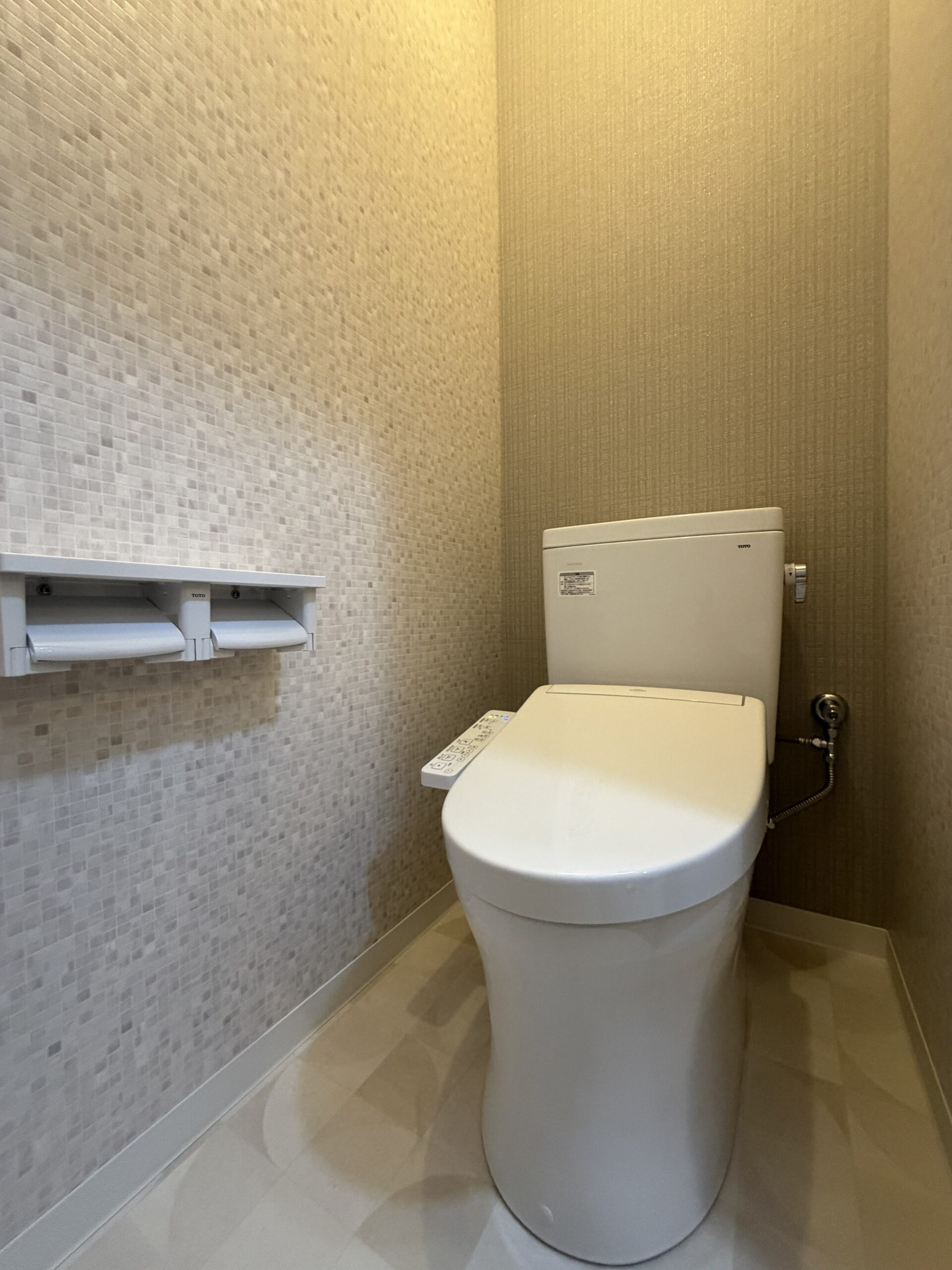 さらば冬の凍えるバスタイム、タイルから最新システムバスへ。